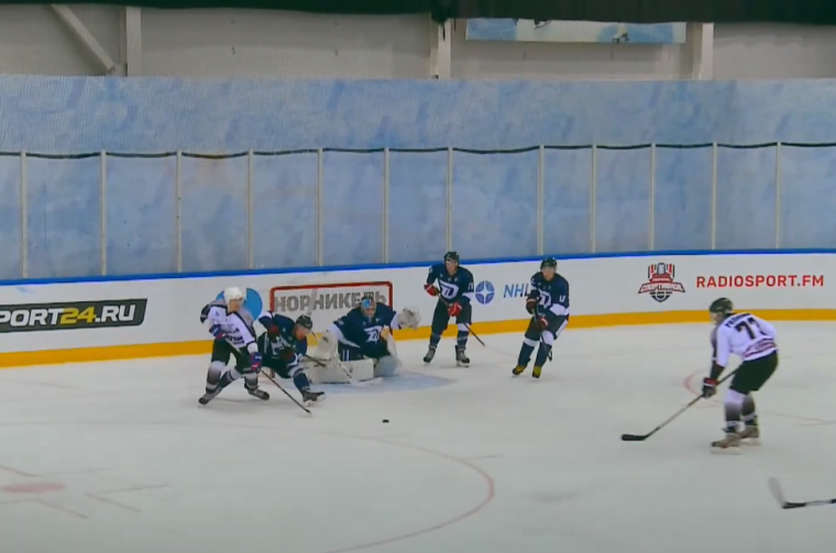 Чукотские хоккеисты проведут решающий матч за выход в плей-офф НХЛ