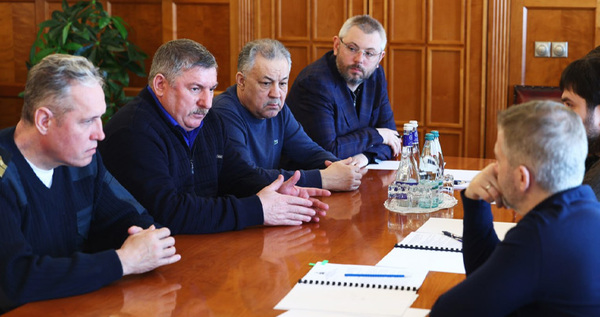 Организацию безопасного судоходства на реках обсудили в правительстве Чукотки