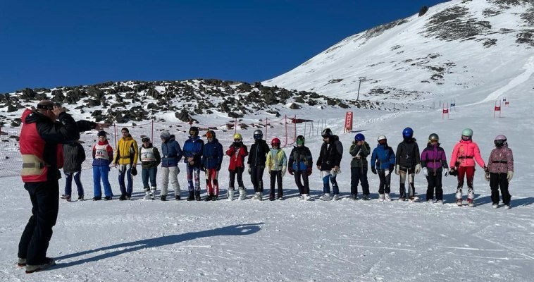 Окружные соревнования по горнолыжному спорту стартовали  в Провидения впервые за 13 лет 