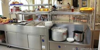 Губернатор Роман Копин поручил проверить качество школьного питания на Чукотке