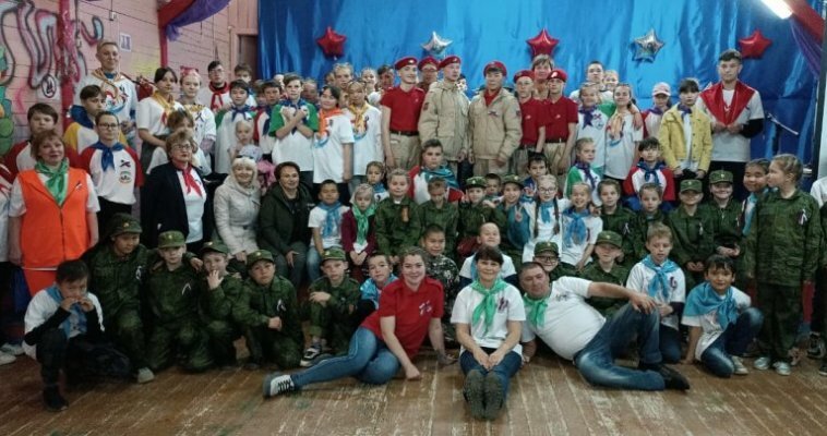 Военно-патриотическая смена завершит летний отдых в лагере "Молодая гвардия"