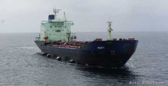 27 тыс тонн дизтоплива доставит в Певек первый караван танкеров