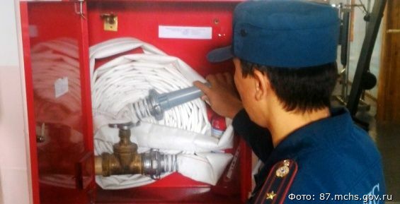 Пожарную безопасность детсадов и школ проверяют на Чукотке