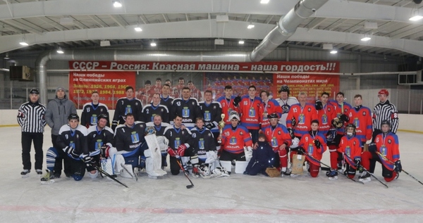 "Молодёжка" разгромила соперников в финале открытого турнира по хоккею города Анадырь