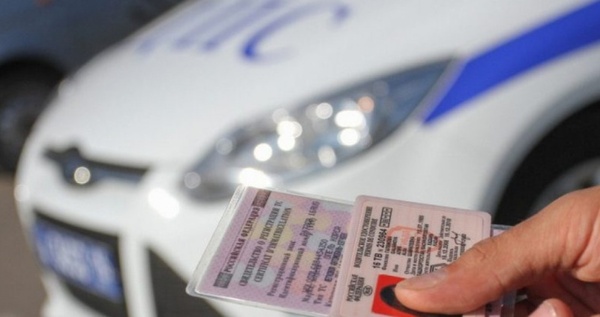 На Чукотке меняют водительские удостоверения жителям новых регионов России