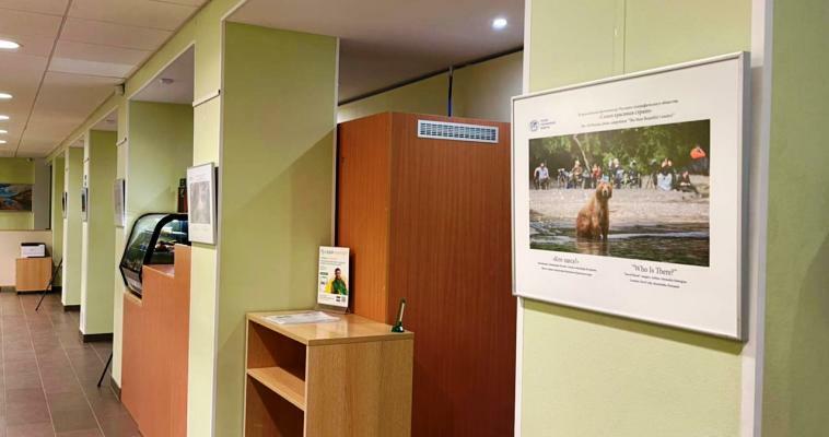 Фотовыставка "Россия – самая красивая страна" открылась в анадырском Сбере