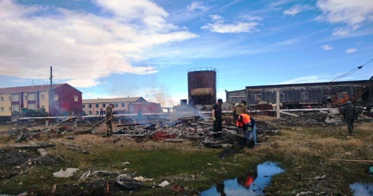 Около 10 тонн металла собрали жители села Рыркайпий в рамках проекта "Чистая Арктика"