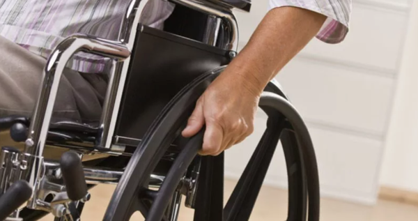 Единовременные выплаты получат жители округа с инвалидностью