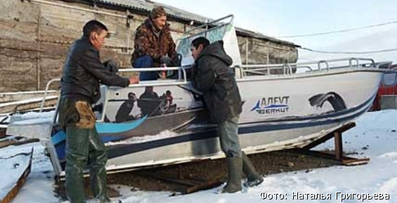 Самая крупная община Чукотки получила новую технику и дополнительную квоту на китов