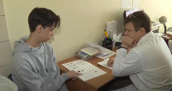 Медицинские осмотры детей завершили в Анадыре московские врачи