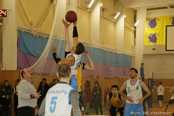 В Анадыре определили лучших в баскетболе и волейболе