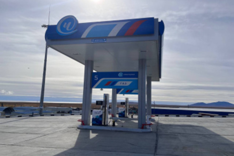 На Чукотке запустили первую газовую автозаправочную станцию