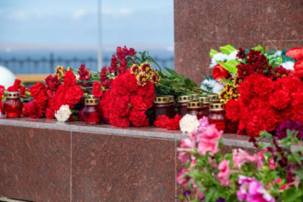 Жители Чукотки почтили память павших в ходе Великой Отечественной войны