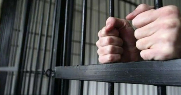 Житель Чукотки отправился в тюрьму за нападение на сотрудников ГИБДД 
