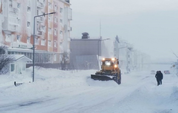 На расчистку дорог и улиц Анадыря от снега уйдёт несколько дней