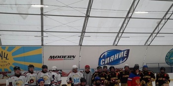 Билибинские хоккеисты провели товарищеский матч к 23 февраля