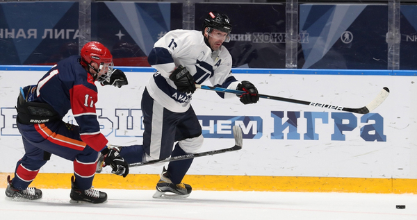 Чукотские хоккеисты вышли в полуфинал малого кубка "Лиги Надежды"