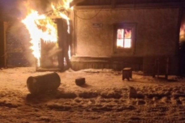 Возбуждено уголовное дело о халатности по факту пожара, произошедшего в селе Инчоун Чукотского района, в результате которого погибли шесть человек
