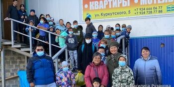 В Анадыре общественники и энергетики собрали в школу 45 детей