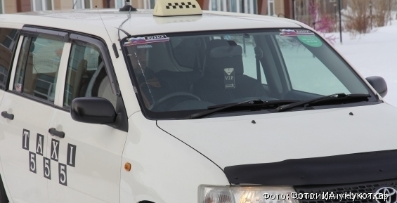 УМВД: Почти половина нарушений ПДД в столице Чукотки приходится на таксистов