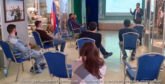 В бесплатных семинарах для самозанятых поучаствовали 89 жителей Чукотки