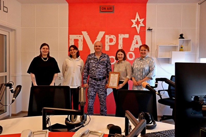 На Чукотке росгвардейцы стали гостями прямого эфира "Радио Пурга"