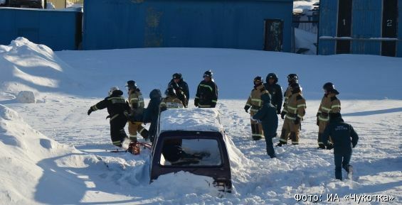 Пожарные Анадыря и Угольных Копей спасли «пострадавших» в ДТП