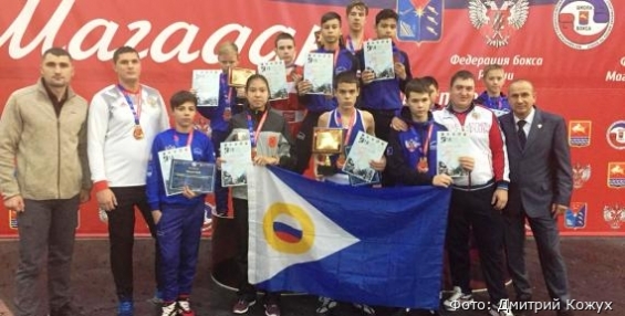 Четыре золотые медали завоевала сборная Чукотки на соревнованиях по боксу 