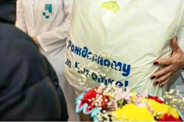 140 малышей получили подарочные наборы «Рожденному на Чукотке» с начала года