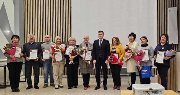 Чукотским активистам вручили премию "Команда Путина"
