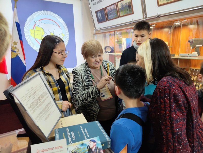 В музее УМВД России по Чукотскому автономному округу прошла экскурсия для детей реабилитационного центра