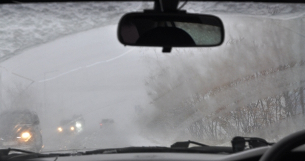 Снежный циклон нарушил авиасообщение на Чукотке