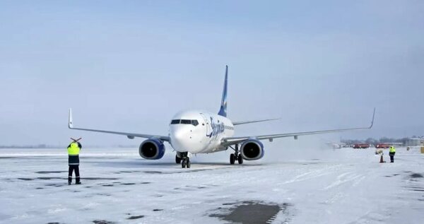 Основную часть пассажиров отложенных рейсов из Певека в Якутск вывезут сегодня