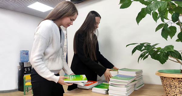В Анадыре собрали книги для бизнесменов из новых регионов