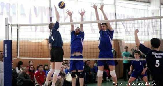 Старшеклассники Анадыря определяют лучших в волейболе и баскетболе