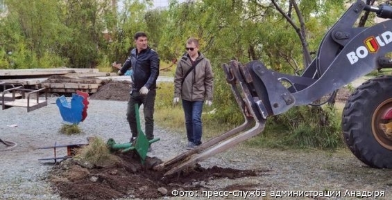 В столице Чукотки начали благоустройство парка "Молодёжный"