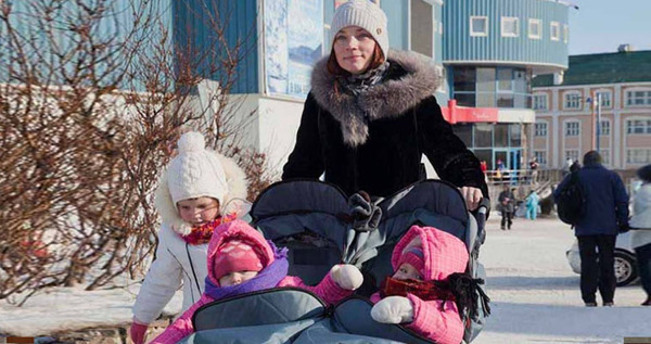 Новый закон о многодетных семьях приняли депутаты Чукотки 