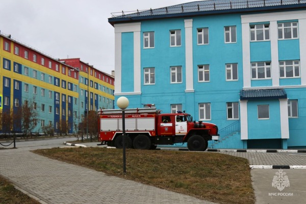 В Анадырской школе прошли пожарно-тактические учения 