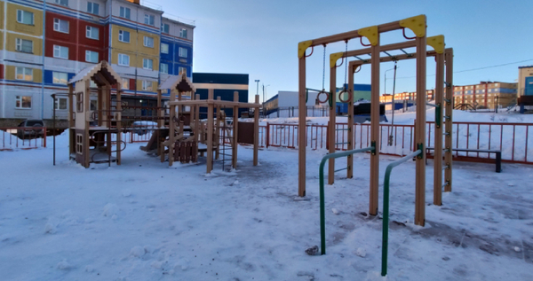Состояние детских игровых площадок проверяют в Анадыре