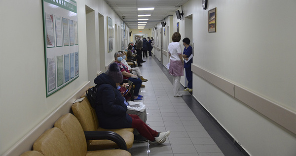 На Чукотке до конца года продлили режим коронавирусных ограничений