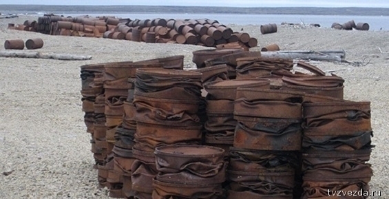 Военные экологи отправились очищать остров Врангеля от металлического мусора