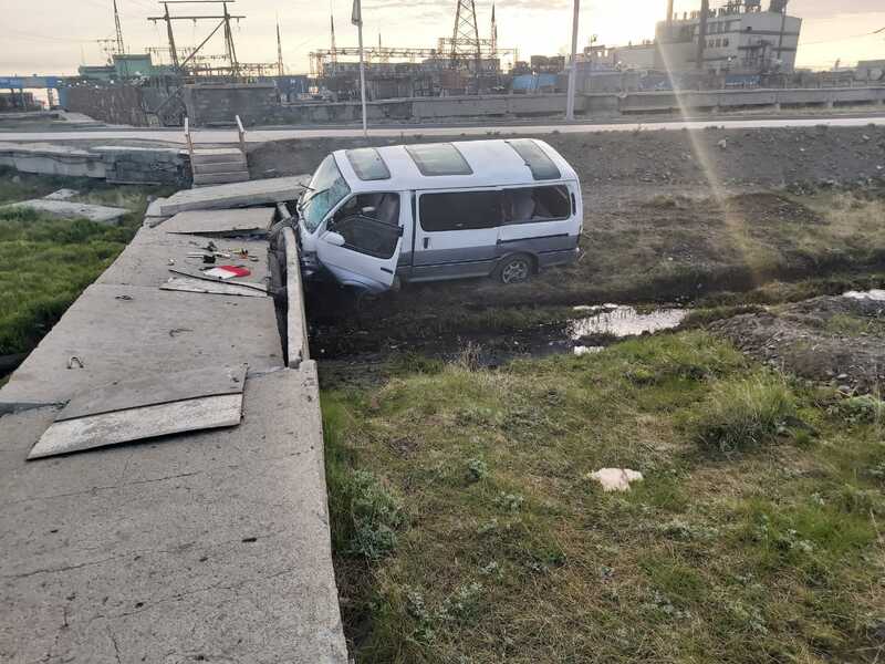 В Певеке полицейские зарегистрировали два дорожно-транспортных происшествия, случившихся по вине нетрезвых водителей