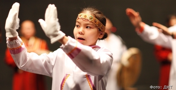 Участница ансамбля "Атасикун" вышла в финал детского конкурса "Наследники традиций"