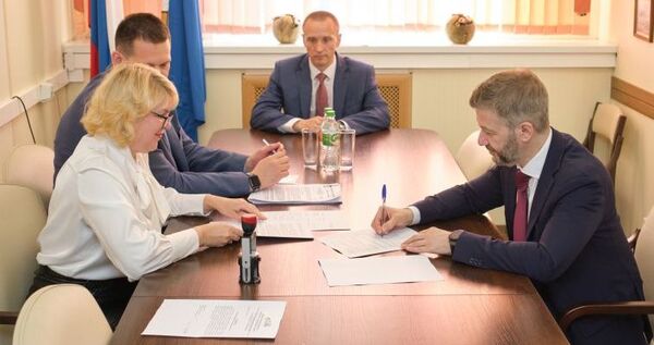 Владислав Кузнецов подал документы для участия в выборах губернатора