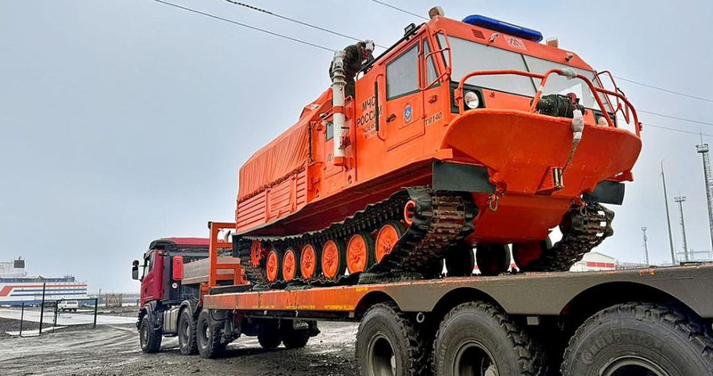 Два вездехода доставили в Певек для МЧС Чукотки