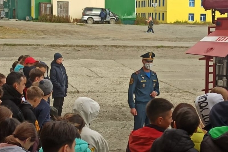 Беринговские ребята повторили правила безопасности