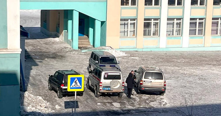 Более 6 тыс. человек эвакуировали из учреждений образования на Чукотке