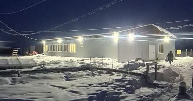 Здание аэровокзала и ангар для техники построили в аэропорту Омолона