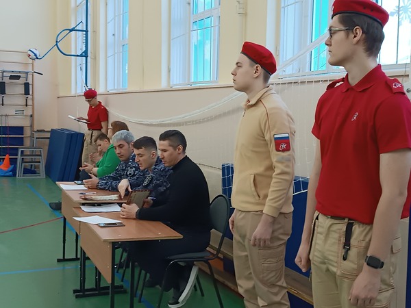 Офицеры Росгвардии в Анадыре выступили судьями в спортивно- военизированной  эстафете «Победа»