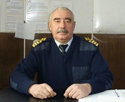 ПРАЗДНИК ВСТРЕТИТ  НА ПОСТУ